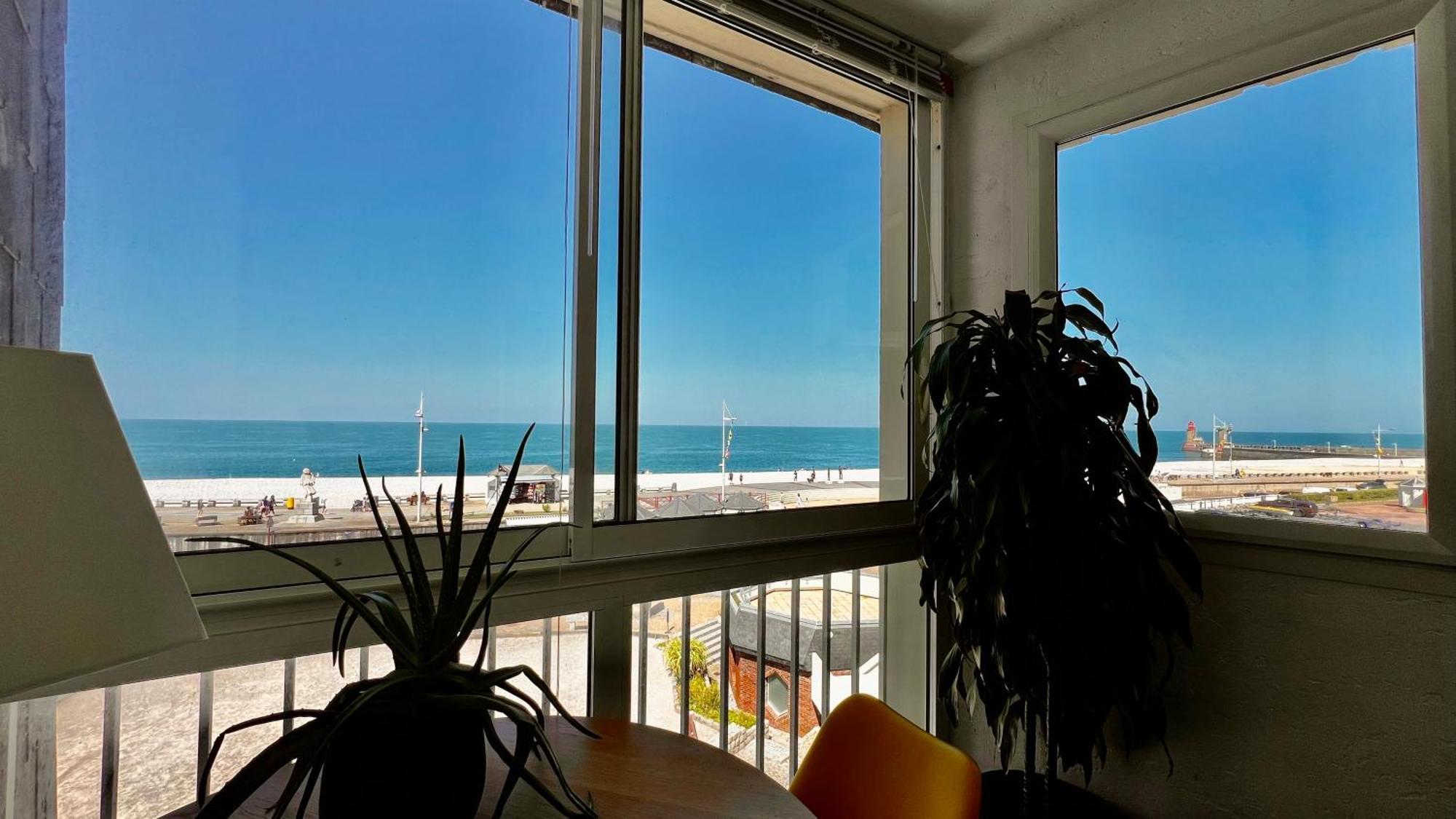 Le Maritime, Front De Mer Et Parking Sous-Terrain Fécamp Exteriér fotografie